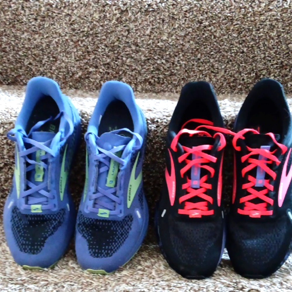 2pair Brooks ReStart Launch 9